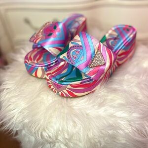 Fashion Nova Platforms Wedge Sandals Slip-On Velcro Strap Women’s Shoes 7.5